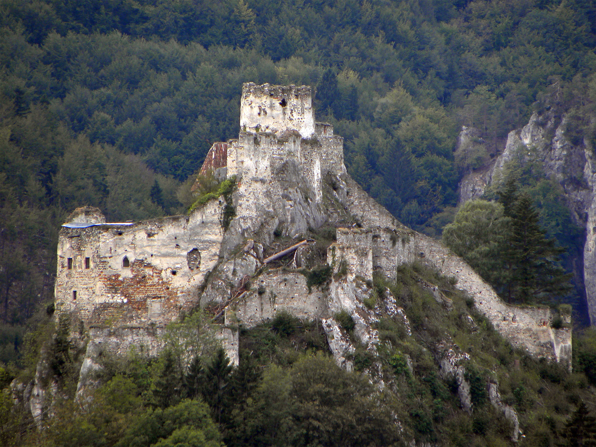 Burgruine Klamm, Breitenstein (Photo license: CC-BY-SA 3.0)
